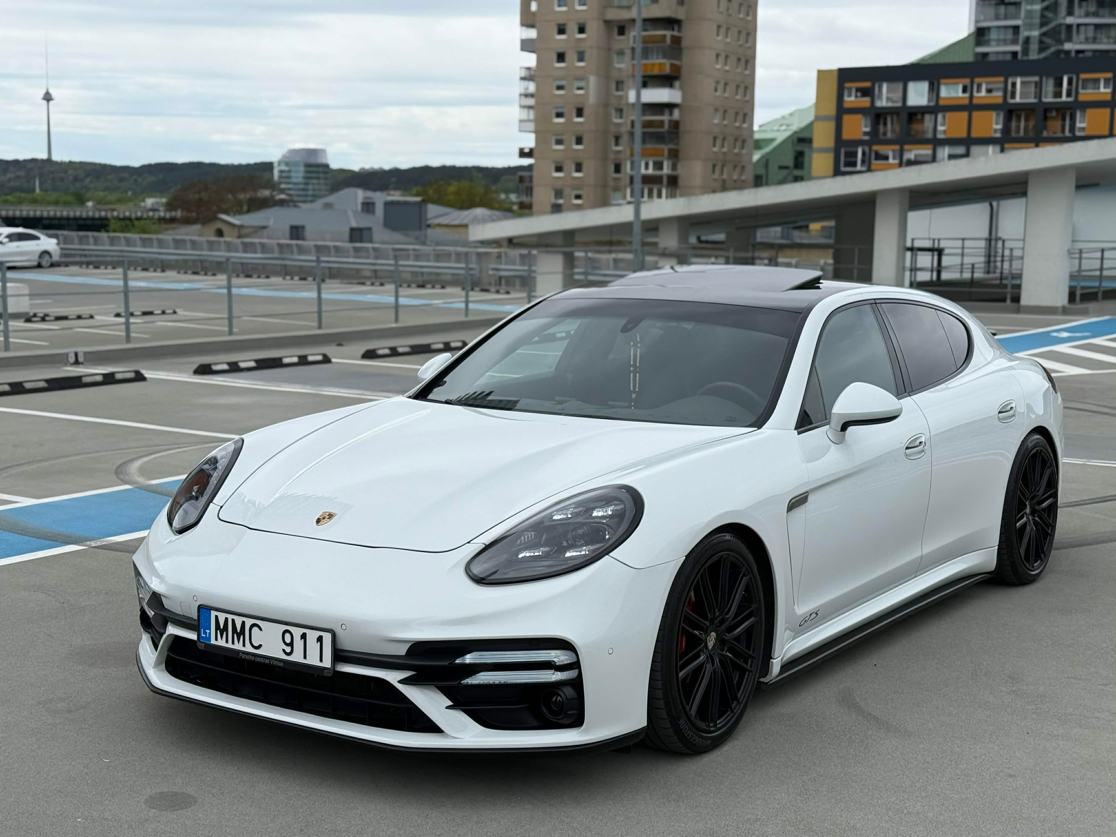 PORSCHE PANAMERA, supirktas automobilis
